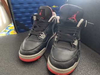 Air Jordan 4 Retro