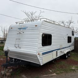 2001 Toy Hauler 27ft