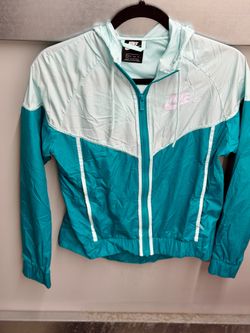 Nike windbreaker jacket