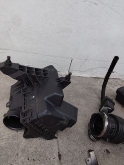 Nissan Maxima Intake. (Oem) (Black) 2011-2014