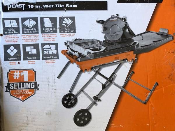 BRAND NEW 10" RIDGID WET TILE SAW