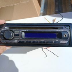 Auto Sony FM AM Radio/CD player