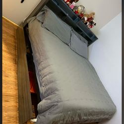 Set bedroom
