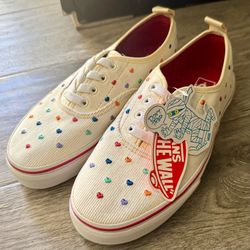 Vans Shoes Size: 4 Junior