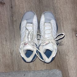 Jordan 13 Size 7 women’s 
