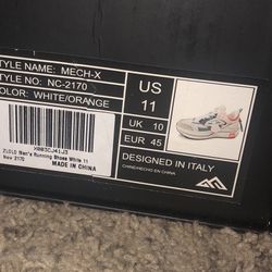 men’s walking shoes 