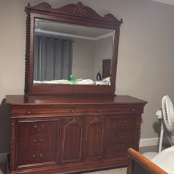 Lexington Dresser, Mirror, And 2 Nightstands