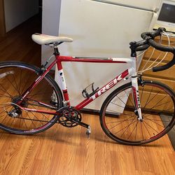Trek alpha 1.2 frame 21” brakes shifts works perfectly