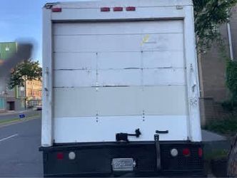 2000 Box Truck E350 14 Feets