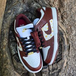 Supreme Nike SB Dunk Low Barkroot Brown Stars SS21