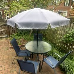 Backyard Furniture Plus Umbrella 