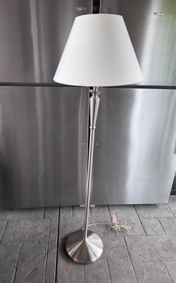 Floor lamp