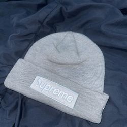 Supreme Beanie Worn Once 