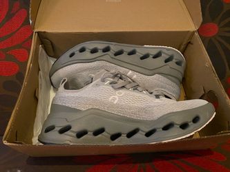 Women Cloudsurfer Max size 7