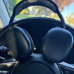 Apple AirPods Max 2nd Gen