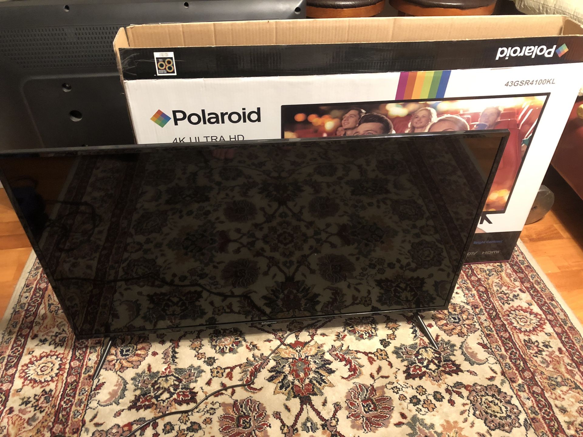 4K Tv 43”