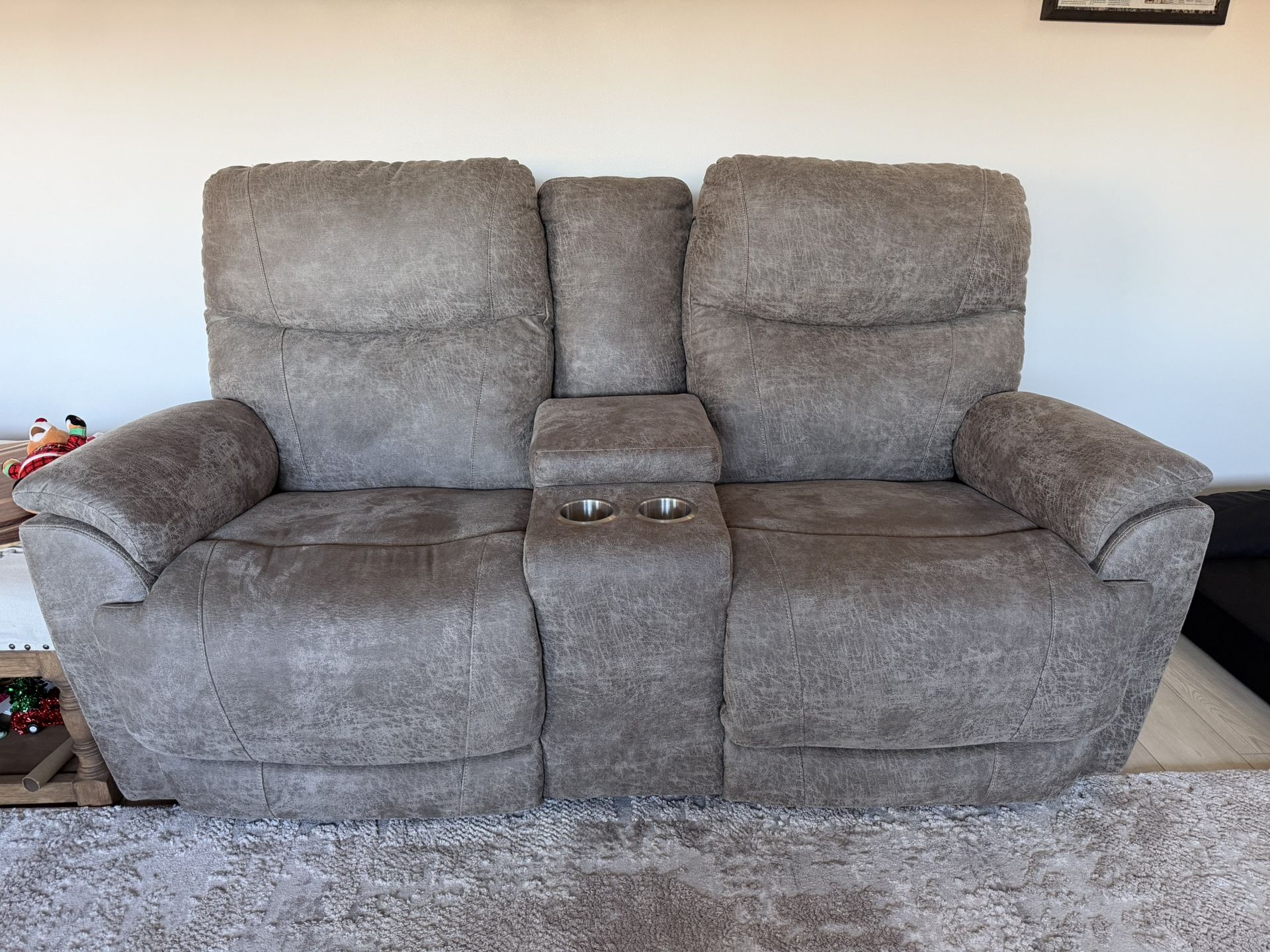 Stanton Sofa & Loveseat (Deschutes Canyon 843)