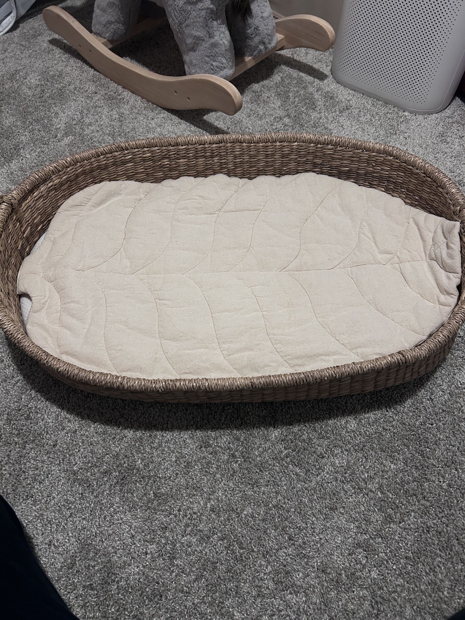 BEBE BASK Changing Basket/table