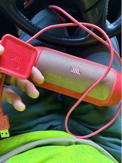 Jbl red Bluetooth charge 2 speaker speakers