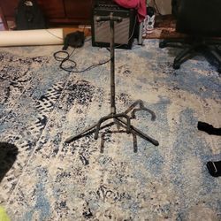 Guitar Stand 