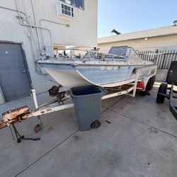 1977 AMF Crestliner 17ft