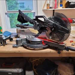 Craftsmen 10" foldable compound mider saw