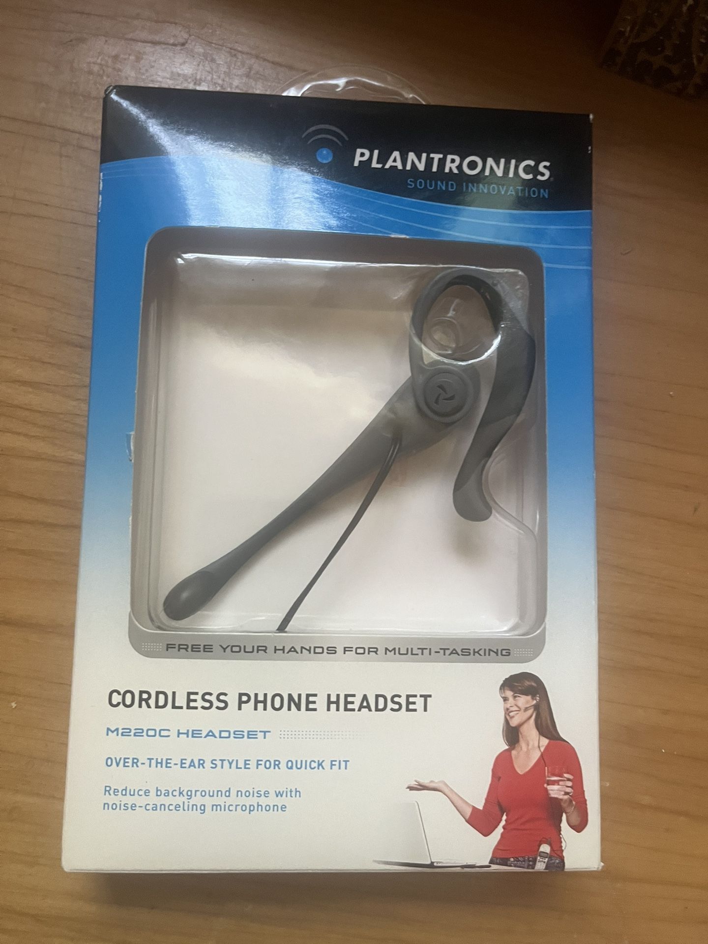 Plantronics Cordless/Mobile Handsfree Headset. M220C. Over Ear Style Open Box