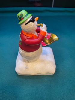 Vintage and amazing! Hallmark  snowman “ Saxophone Joe” animated music man