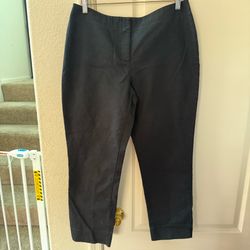 Women’s black pants