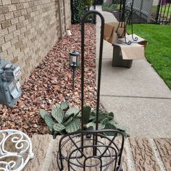 Paper Towel Holder,  Metal