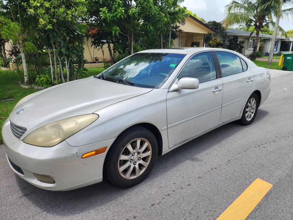 2003 Lexus ES 300