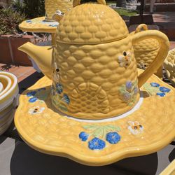 Honey Bee China Set