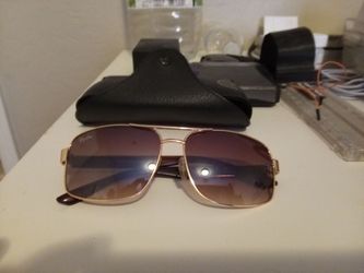 Ray-Ban Aviator Sunglasses Gold Frame