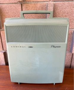 Admiral Playmate Record Player