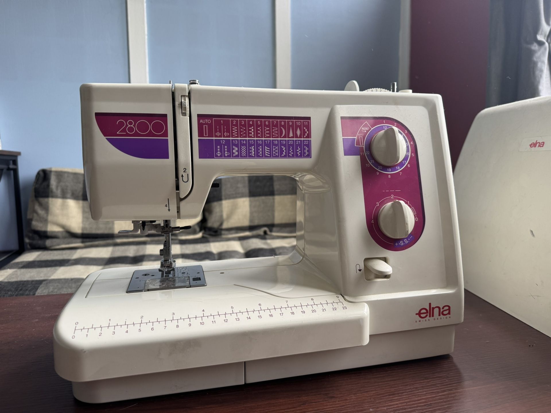 Elna 2800 Sewing Machine