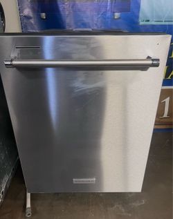 KitchenAid 24” Stainless Steel Dishwasher – $600