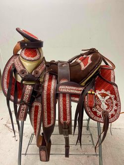 Montura Charra Bordada