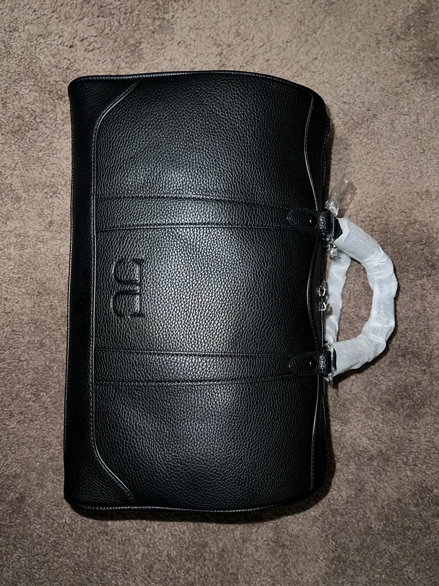 40 New Vegan Leather Travel Bags - Submit Best Offer