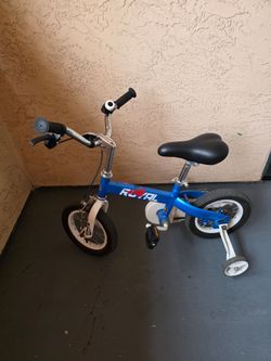 Toddler Bike w/Training wheels.