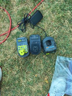 2 18v RYOBI batteries with charger