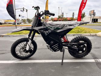 Strike Dirt Bike