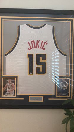 Nikola jokic signed basketball jersey