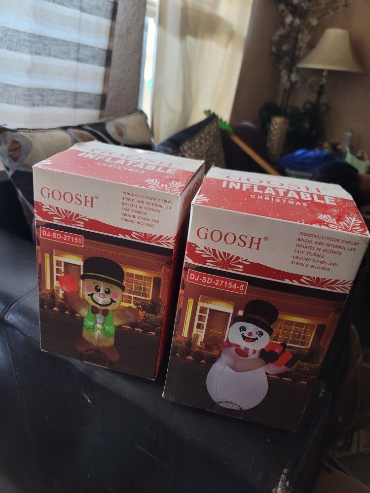7ft And 5 Ft Christmas Inflatables