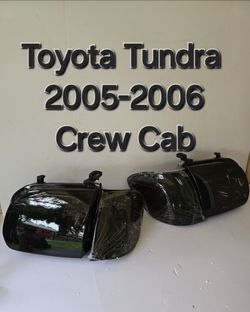 Toyota Sequoia 2005-2007 Headlights