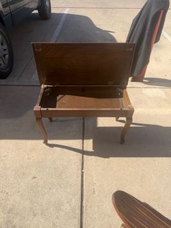 1967 vintage Baldwin acrosonic piano (model 993)- MCM walnut cabinet