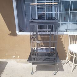 BIG PARROT FARROT CAGE
