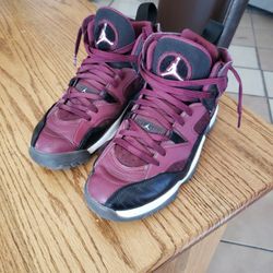 Jordan Two Trey 7.5 Men