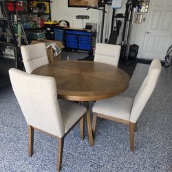 48 Inch Wood Dining Room Table And 4 Chairs