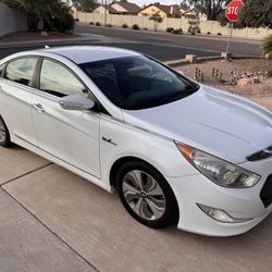 2013 Hyundai Sonata Hybrid