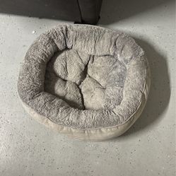 Cat / Dog Bed 